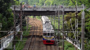 20151229-Commuter-Line-HEL