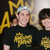 Vino G. Bastian dan Angga Yunanda bintangi "My Annoying Brother". [Foto: Ist]