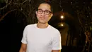 Meski senang namanya bisa menghiasi tiga judul film, ayah tiga orang anak itu mengaku sedikit dilema. Pasalnya, ia mengalami kesulitan dalam mengatur waktu dalam menjalani kegiatan promo. (Adrian Putra/Bintang.com)