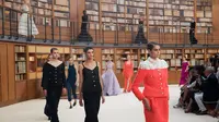 Presentasi pertama Virginie Viard di Chanel Couture Show