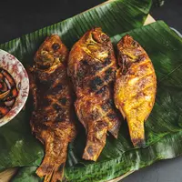 ilustrasi ikan bakar/copyright By Fitriridzuan (Shutterstock)