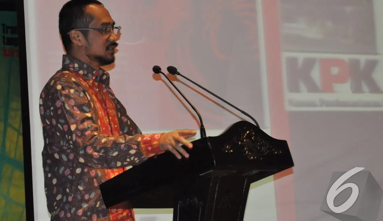 Ketua KPK Abraham Samad memberikan sambutan saat menghadiri Seminar Pencegahan Korupsi di Balai kota, Jakarta, Kamis (6/11/2014) (Liputan6.com/Herman Zakharia) 