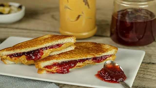 Ilustrasi Peanut Butter & Jelly