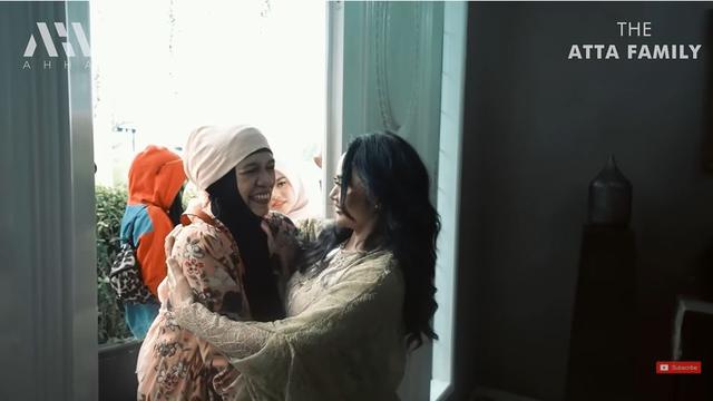 6 Potret Pertemuan Krisdayanti dengan Gen Halilintar, Penuh Sambutan Hangat