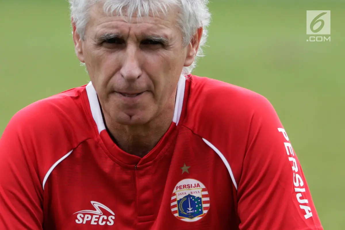 Latihan Perdana Ivan Kolev Bersama Persija Jakarta