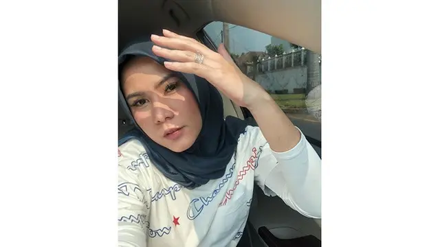 Hamil Anak Kedua, Ini 6 Potret Terbaru Cynthia Ramlan yang Makin Cantik