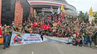 Aksi demo warga adat di Balikpapan memprotes pernyataan Edy Mulyadi, Selasa (25/1/2022).