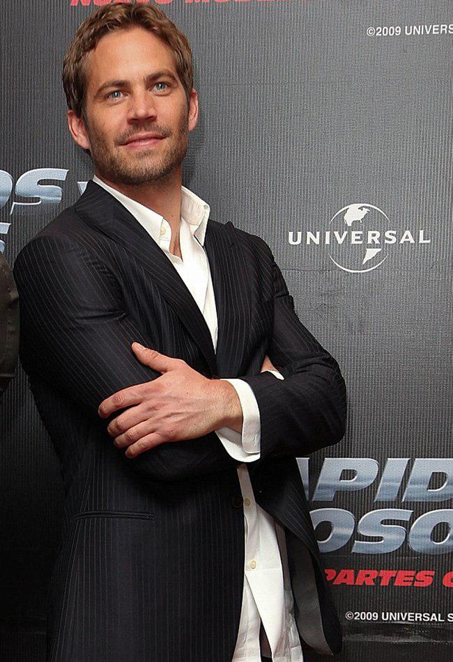 Paul Walker meninggal dalam kecelakaan mobil pada usia 40 tahun | foto: copyright dailymail.co.uk