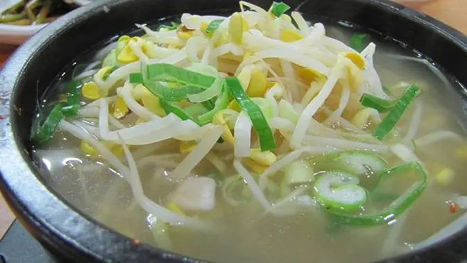 Resep Sayur Bening Tauge Kacang Kedelai Daun Bawang Gurih Lifestyle Fimela Com