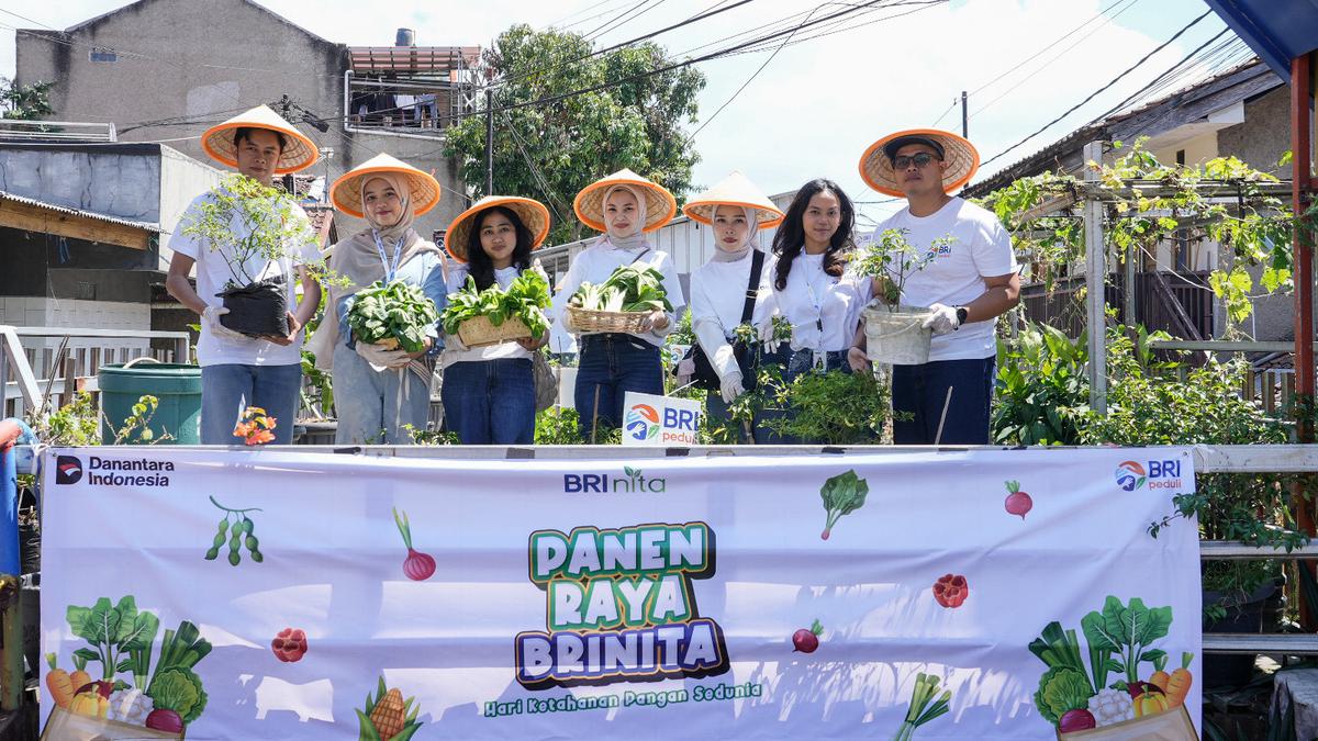 BRI Peduli Rayakan Hari Pangan Sedunia lewat Panen Raya BRInita di Bandung 