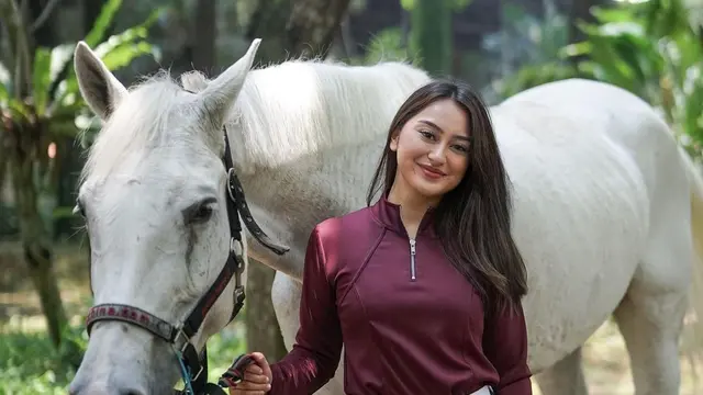 Memes Prameswari (Foto: Instagram/@memes_prameswari)