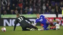 <p>Gol Aston Villa dicetak Ollie Watkins (24') dan Bertrand Traor&eacute; (87'). (Tim Goode/PA via AP)</p>