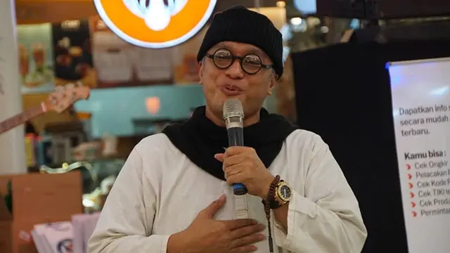 Lama Tak Muncul di Layar Kaca, Ini 6 Potret Terbaru Dik Doank yang Kini Berhijrah