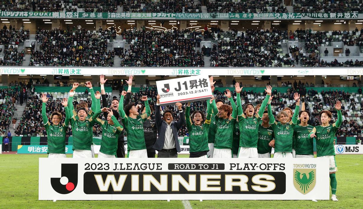 Tokyo Verdy menjadi salah satu dari tiga tim dari J2 League untuk bermain di J1 League 2024 bersama Machida Zelvia dan Jubilo Iwata. Musim ini adalah akhir sebuah era, musim ini jadi musim terakhir J1 League berisi 18 tim. Mulai musim depan, akan ada 20 tim yang bersaing di kasta teratas Liga Jepang. (Dok. JLeague)