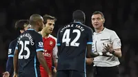 Main Buruk Lawan Arsenal, Yaya Toure Jadi Sasaran Kritik 