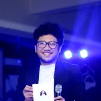 Solois yang lahir pada 1987 silam ini mengaku untuk tetap eksis di industri musik tanah air memang harus bisa berkarya dan menunjukkan kemampuannya. Terbukti kini suka dukanya selama 6 tahun terbayarkan dengan album barunya. (Andy Masela/Bintang.com)