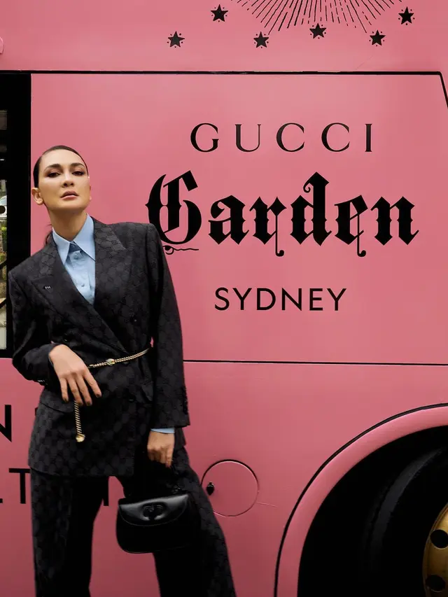 7 Potret Luna Maya Hadiri Event Gucci di Sydney, Tampil Menawan