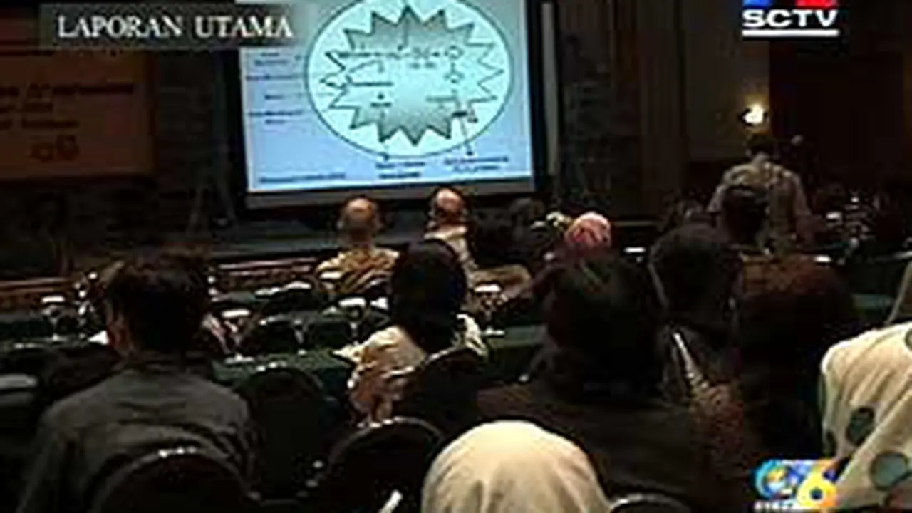 041004aBomAus.jpg
