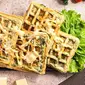 Resep waffle bayam keju. (dok. Cookpad @DapurKobe)