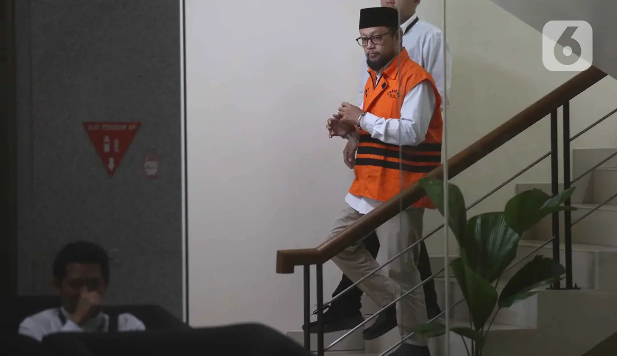 Ishfah Abidal Aziz alias Gus Alex usai menjalani pemeriksaan lanjutan di Gedung Merah Putih Komisi Pemberantasan Korupsi (KPK), Jakarta, Rabu (13/5/2026). (Liputan6.com/Helmi Fithriansyah)