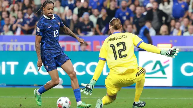 Bradley Barcola, Timnas Prancis, UEFA Nations League