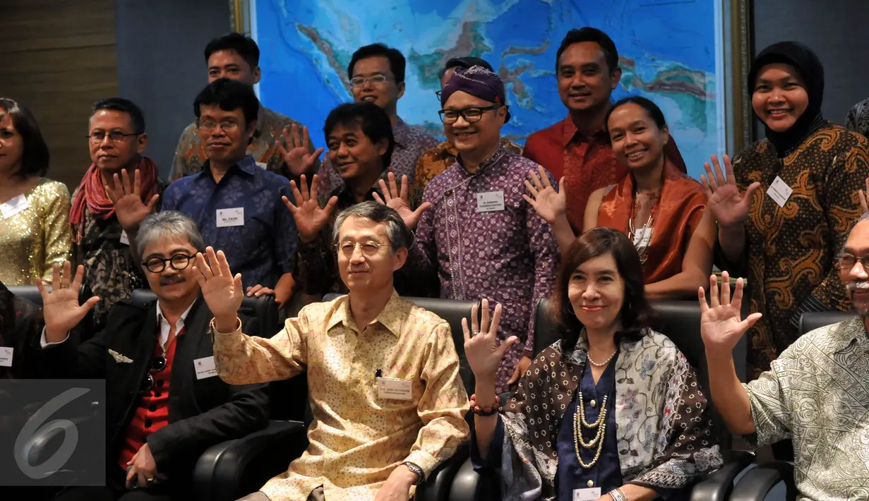 Dubes Korsel untuk Indonesia, Cho Taiyong berpose saat Ramah Tamah dengan para jurnalis, Jakarta, Kamis (10/12/2015). Cho Taiyong berterimakasih kepada para jurnalis yang memperkenalkan kebudayaan Korea di Indonesia. (Liputan6.com/ Johan Tallo)