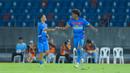 Pemain Filipina U-22, Banatao Otu Abang, melakukan selebrasi setelah mencetak gol ke gawang Timnas Indonesia U-22 pada laga Grup C SEA Games 2025 di 700th Anniversary Stadium, Senin (8/12/2025). (Bola.com/Bagaskara Lazuardi)