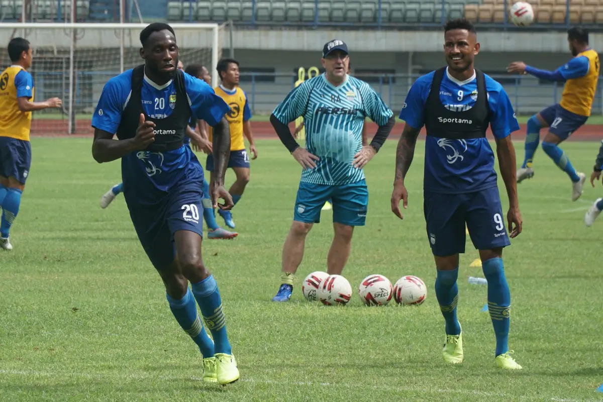 Geoffrey Castillion Wander Luiz