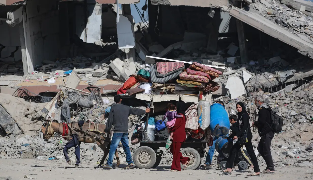 Dalam dua hari terakhir, lebih dari 45 anak Palestina tewas dalam serangan udara Israel di Jalur Gaza. (Bashar TALEB/AFP)