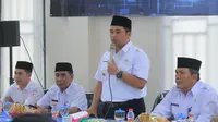 Wali Kota Tangerang Arief Wismansyah saat menghadiri pertemuan di Gedung MUI Kota Tangerang, Kamis (28/3/2019). (Liputan6.com/Pramita Tristiawati)