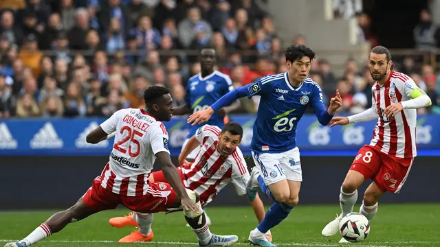 Manchester United Bidik Pemain Jepang Yuito Suzuki