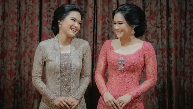 6 Potret Kompak Twindy Rarasati dan Saudara Kembarnya, Saling Dukung