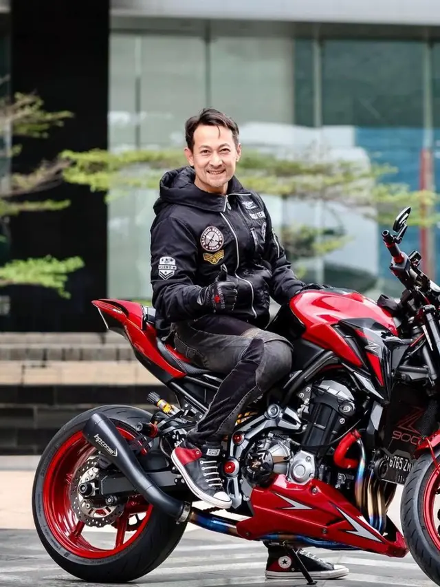 Jadi Ayah Arya Saloka di Sinetron, Ini 6 Potret Rommy Sulastyo