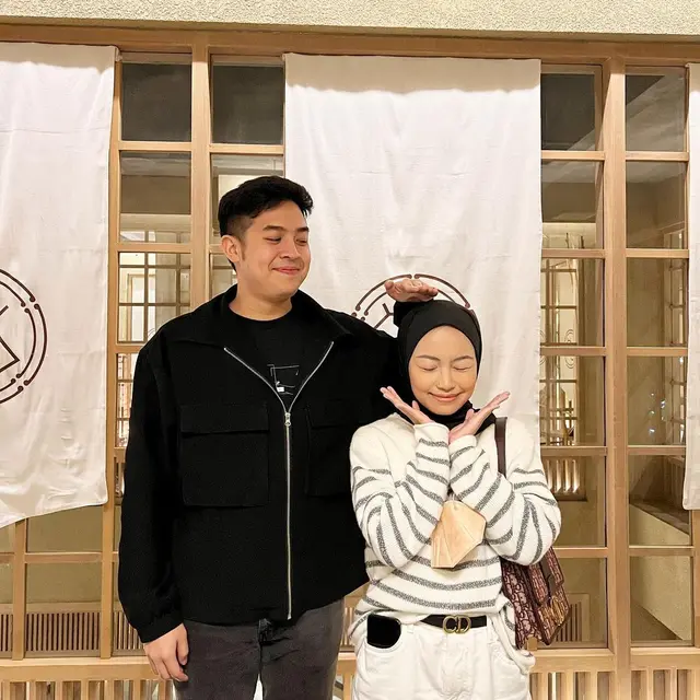 Beri Semangat, Ini 6 Potret Persahabatan Jerome Polin dan Tsana ‘Rintik Sedu’