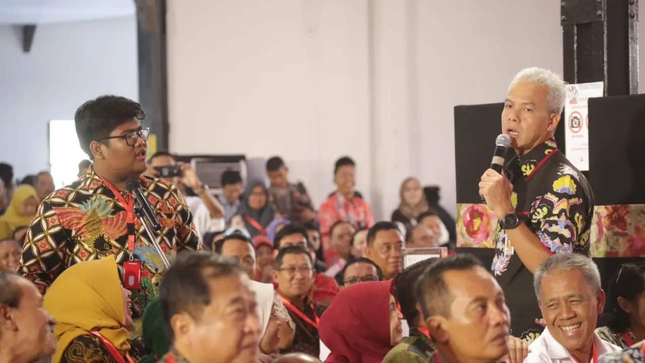 Ganjar Pranowo Gandeng Anak Muda Kembangkan Ekonomi Kreatif