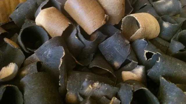 Makanan Langka Khas Cirebon Ini Terbuat dari Tanah Liat