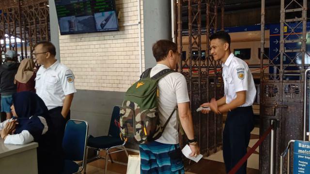 Daops 3 Cirebon Tempatkan Petugas Kesehatan Khusus di Empat Stasiun