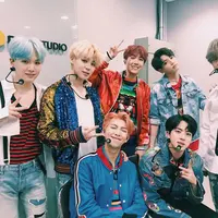 BTS (Twitter/bts_bighit)
