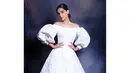Kabarnya putri dari Anil Kapoor ini akan menggelar pesta pernikahan secara mewah. Ia akan mengadakan pesta pernikahan di India dan luar negeri. (Foto: instagram.com/sonamkapoor)