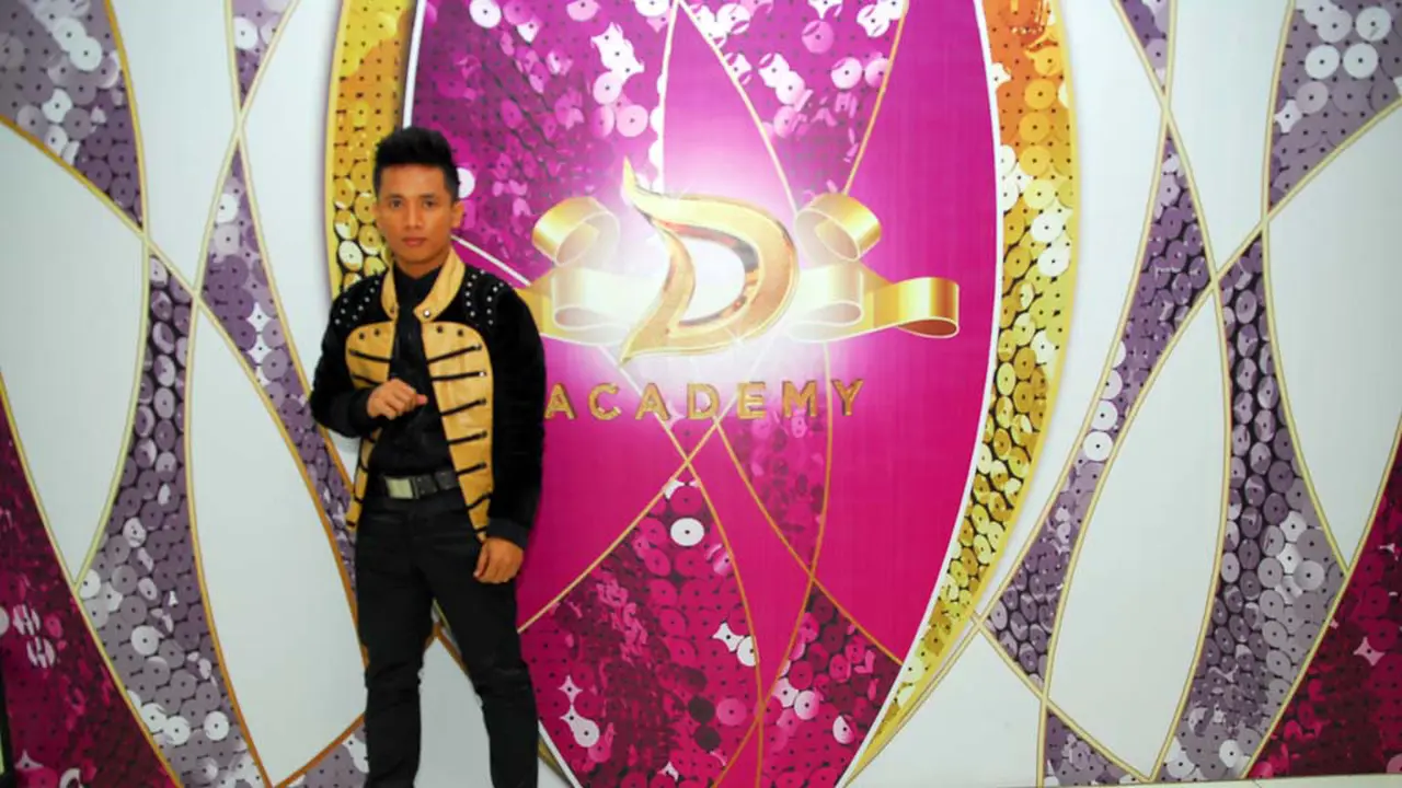 Hafiz Tersenggol di D'Academy