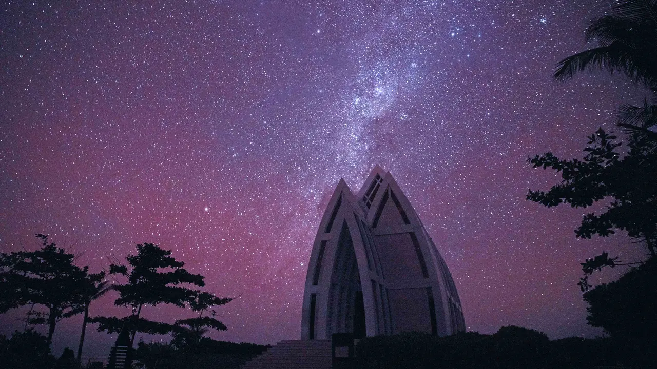 Nikmati Earth Hour, Meditasi di Resor Mewah Jadi Pilihan