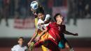 Arkhan Kaka Putra pun bukan tanpa peluang. Penyerang Timnas Indonesia U-16 tersebut beberapa kali mengancam gawang Timnas Vietnam U-16 yang dijaga Pham Dinh Hai. (Bola.com/Bagaskara Lazuardi)