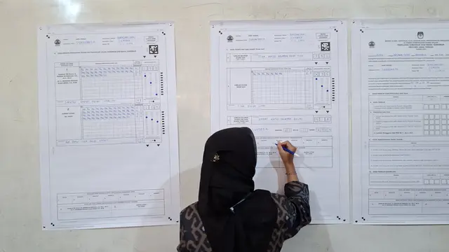 Penghitungan suara di TPS Ahmad Luthfi