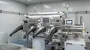 Area operasional pemeriksaan mikroskopis laboratorium untuk sampel Bulan di Observatorium Astronomi Nasional, Beijing, China, 30 November 2020. Pembukaan segel sampel Bulan yang dikumpulkan wahana antariksa Chang'e-5 akan dilakukan di laboratorium ini. (Xinhua/Observatorium Astronomi Nasional, CAS)