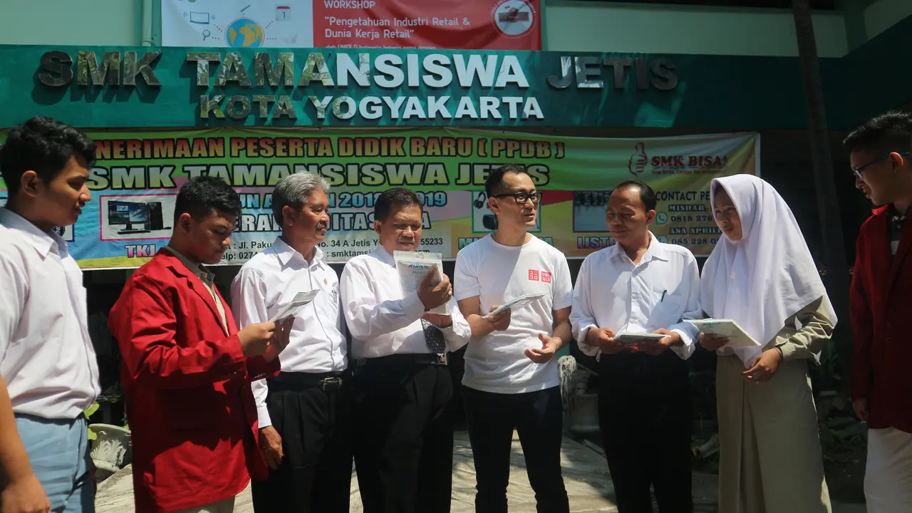 Brand Asal Jepang Ajarkan Murid SMA untuk Siap Berkarier