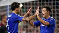 Cesc Fabregas merayakan gol yang dicetaknya pada laga grup Liga Champions, di Stamford Bridge, London, Kamis (17/9/2015) dini hari WIB. (Reuters/Stefan Wermuth)