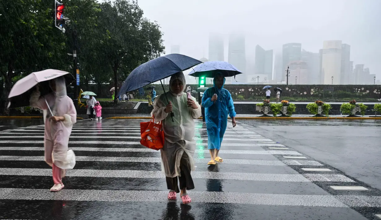 Level ini merupakan peringatan tertinggi kedua dalam sistem peringatan cuaca di China. (Hector RETAMAL/AFP)