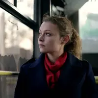 Homesick saat traveling nggak asyik banget, ya, Girls?! (Sumber foto: Shutterstock.com)