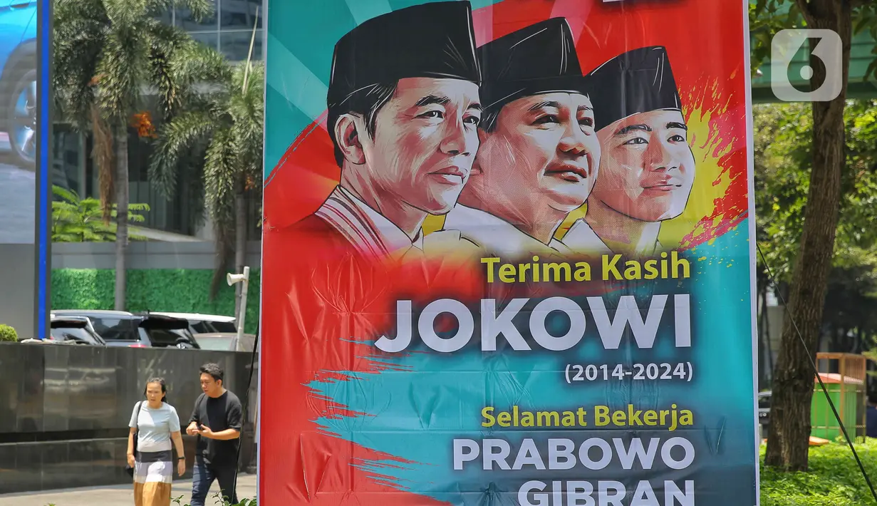 Spanduk dan baliho ini bermunculan jelang transisi kepemimpinan politik nasional pada 20 Oktober 2024 mendatang. (Liputan6.com/Angga Yuniar)
