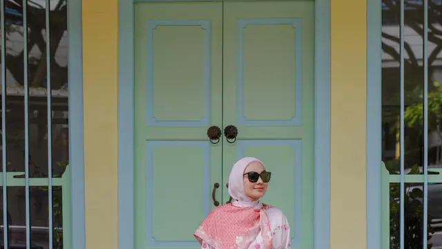 PINSIA, Kolaborasi Perdana RIAMIRANDA x Binary Style yang Menyatukan Warisan Indonesia–Singapura